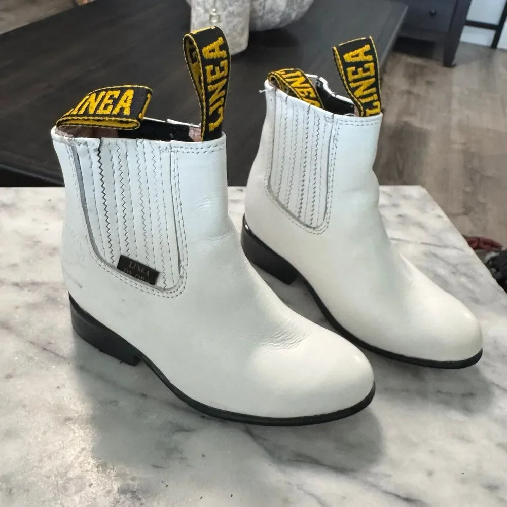 White Leather Sole Botin Charro